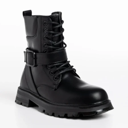 Детски боти черни  от еко кожа  Suprina