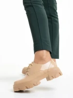 Всекидневни дамски обувки  бежови  от лачена еко кожа   Tayla