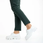 Всекидневни дамски обувки  бели от лачена еко кожа   Tayla