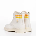 Детски чизми бежови  от еко кожа  Delina