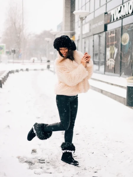 Дамски чизми черни от текстилен материал  Vestigia