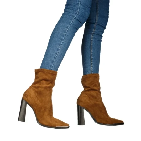 Дамски боти до глезена Camina светлокафяви
