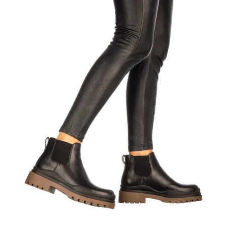 Дамски боти Carty черни с кафяво