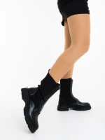 Дамски боти черни от екологична кожа и текстилен материал Maraja