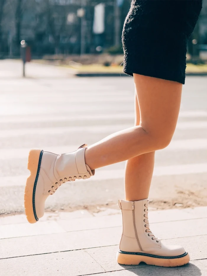 Дамски чизми  бежови  от еко кожа  Nunzia