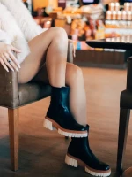 Дамски чизми  черни  от еко кожа  Chichi