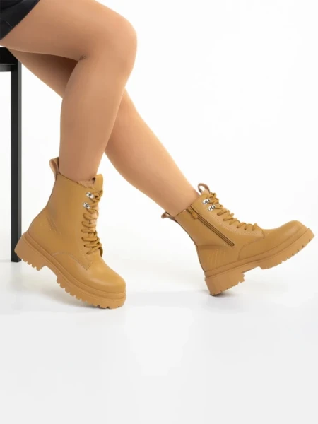 Дамски боти камел  от еко кожа  Zoa