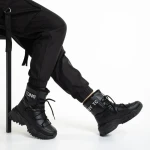 Дамски чизми черни  от еко кожа  Valera