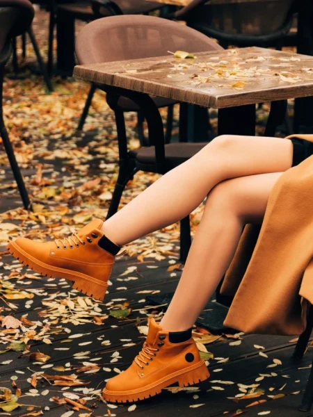 Дамски боти  камел  от еко кожа  Remona