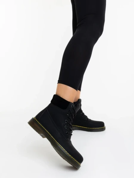 Дамски боти черни от екологична кожа и текстилен материал Olena