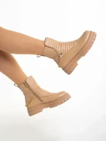 Дамски чизми  Resca бежови