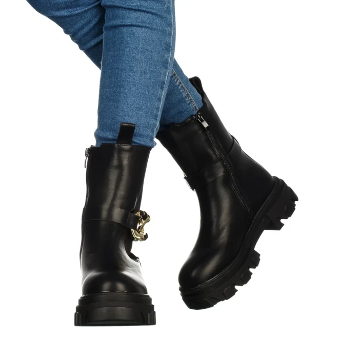 Дамски чизми Lemika черни