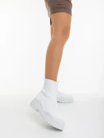 Дамски спортни обувки бели от текстилен материал Mulana