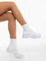 Дамски спортни обувки бели от текстилен материал Mulana