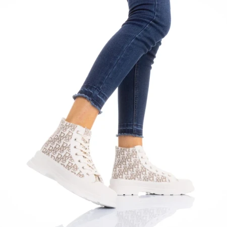 Дамски спортни обувки Yania бежови