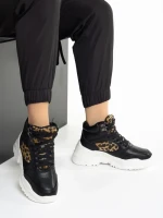 Дамски спортни обувки  черни от еко кожа  Renia