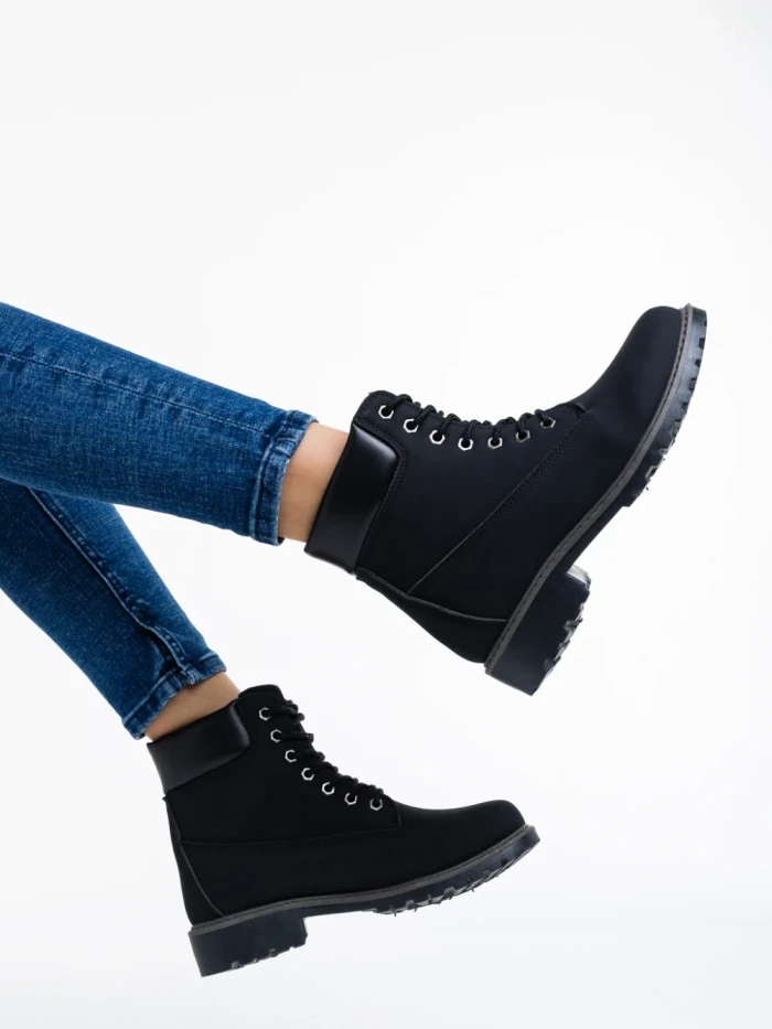 Дамски боти черни от еко кожа Smilla