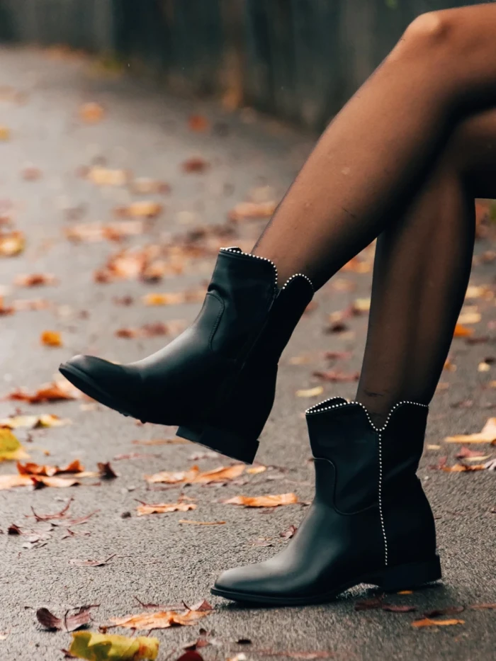 Дамски боти черни от екологична кожа Belinna