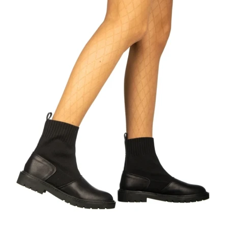 Дамски боти Farla черни