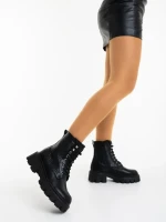 Дамски боти черни от екологична кожа Robyna