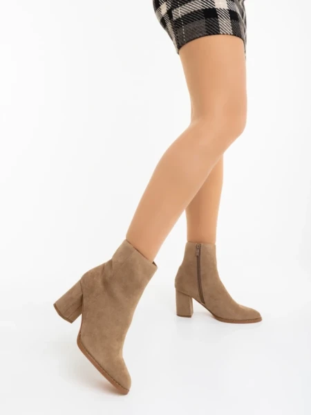 Дамски боти бежови от текстилен материал Eleonora