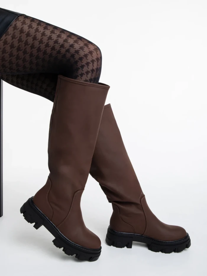 Дамски чизми тъмно кафяви  от еко кожа  Mukta