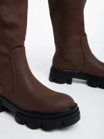 Дамски чизми тъмно кафяви  от еко кожа  Mukta