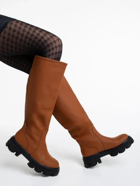 Дамски чизми светло кафяви  от еко кожа  Mukta