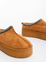 Дамски чехли цвят камел от текстилен материал Valtera