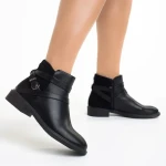 Дамски боти  черни  от еко кожа  Darinda