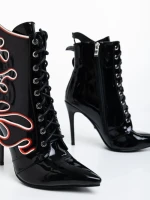 Дамски боти черни от еко кожа лачена Penta