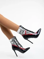 Дамски боти черни с бяло от еко кожа лачена Ziska