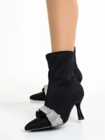 Дамски боти  черни  от текстилен материал  Revonda