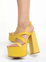 Дамски сандали  жълти  от текстилен материал  Fabricia