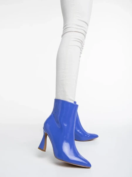 Дамски боти лилави от лачена еко кожа Deianira