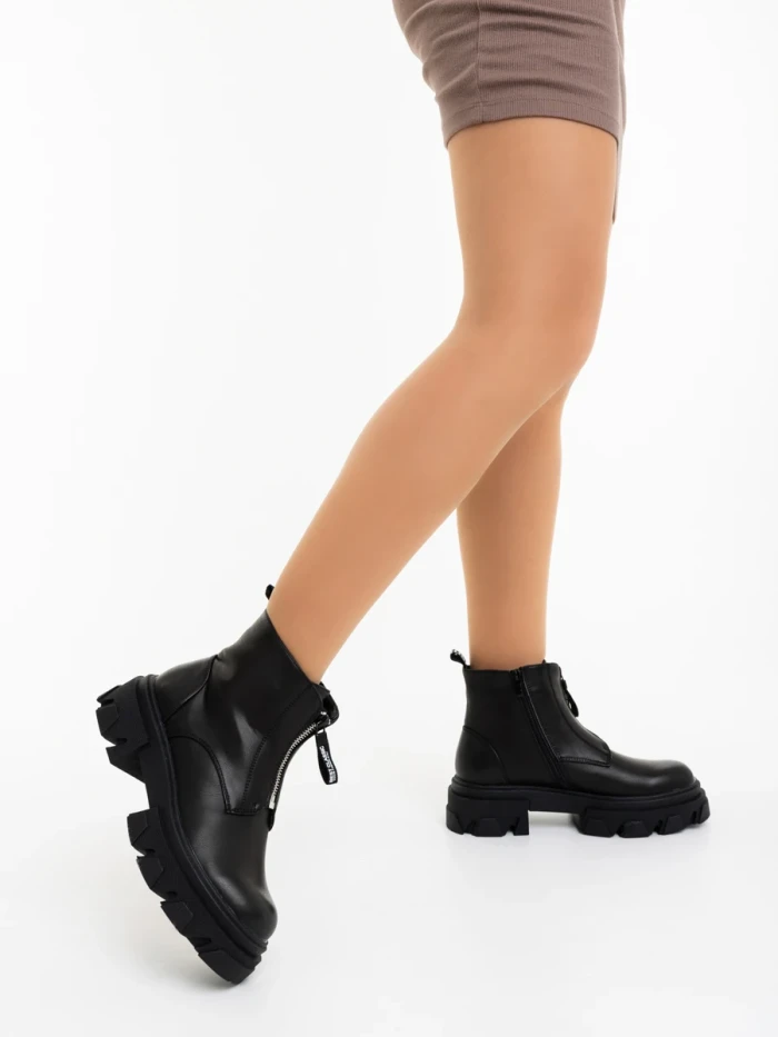 Дамски боти черни от екологична кожа Lunaria