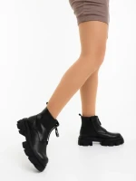 Дамски боти черни от екологична кожа Lunaria