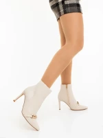 Дамски боти с ток бежови от екологична кожа Kilara