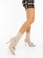 Дамски боти с ток бежови от текстилен материал Zemira