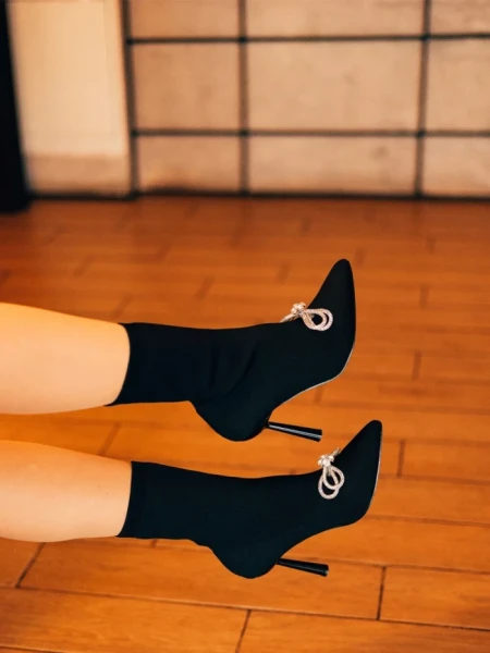 Дамски боти с ток черни от текстилен материал Zemira