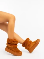 Дамски чизми цвят камел от текстилен материал Razenda