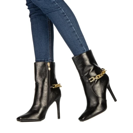 Дамски боти Cyntia черни