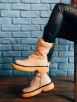 Дамски боти Vilyana бежови