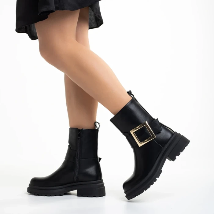 Дамски чизми  черни от еко кожа  Joana