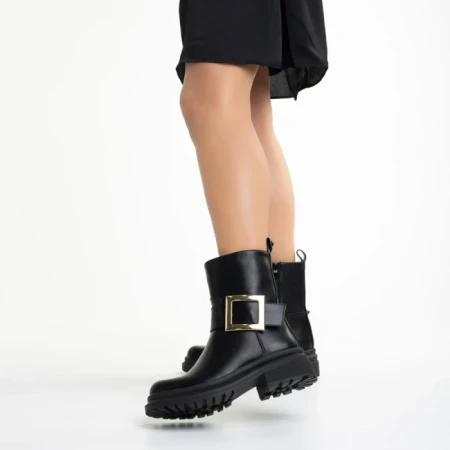 Дамски чизми  черни от еко кожа  Joana