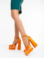 Дамски обувки оранжеви с ток от текстилен материал Darya