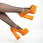 Дамски обувки  оранжеви  от текстилен материал  с ток  Caira