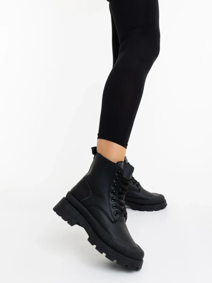 Дамски боти черни от екологична кожа Surama