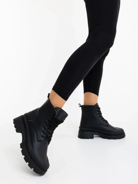 Дамски боти черни от екологична кожа Surama