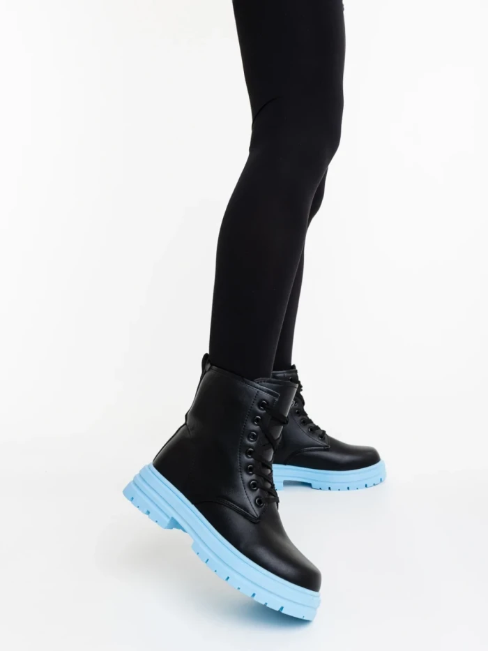 Дамски ботуши черни от екологична кожа Tarali